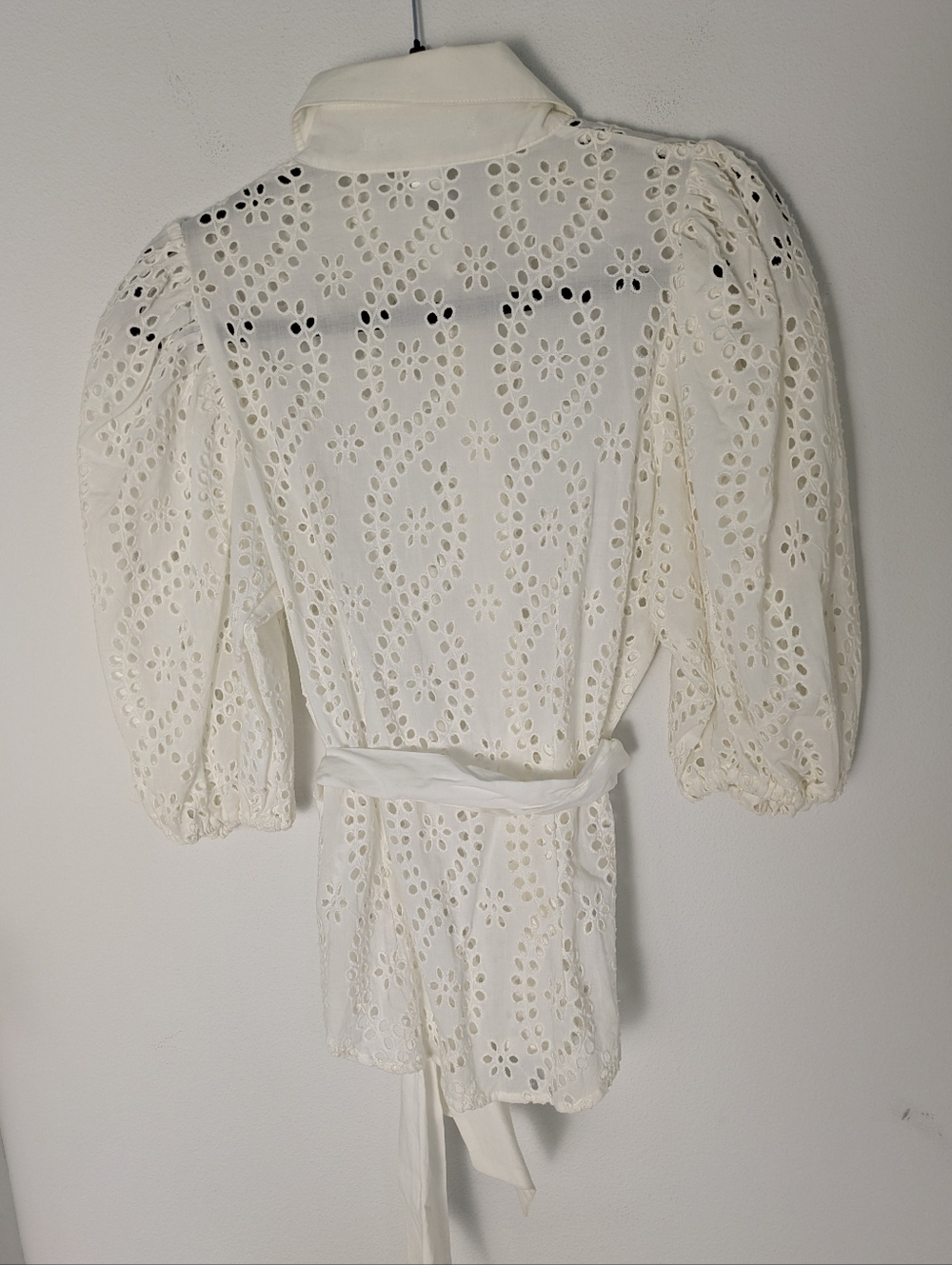 Kamiseta Eyelet Button Down Top Blouse Cream Sz S Puff Sleeve Romantic Lace EUC - Picture 5 of 14